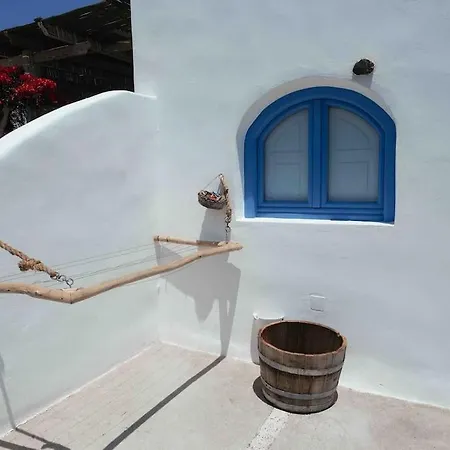 Nidito Santorini Villa